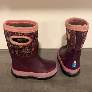 Girl BOGS boots
